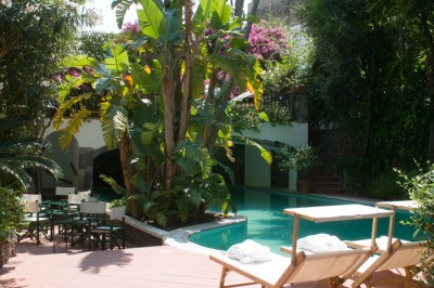 Hotel La Villa Rosa4